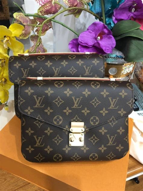 harga hand bag lv original|harga tas louis vuitton.